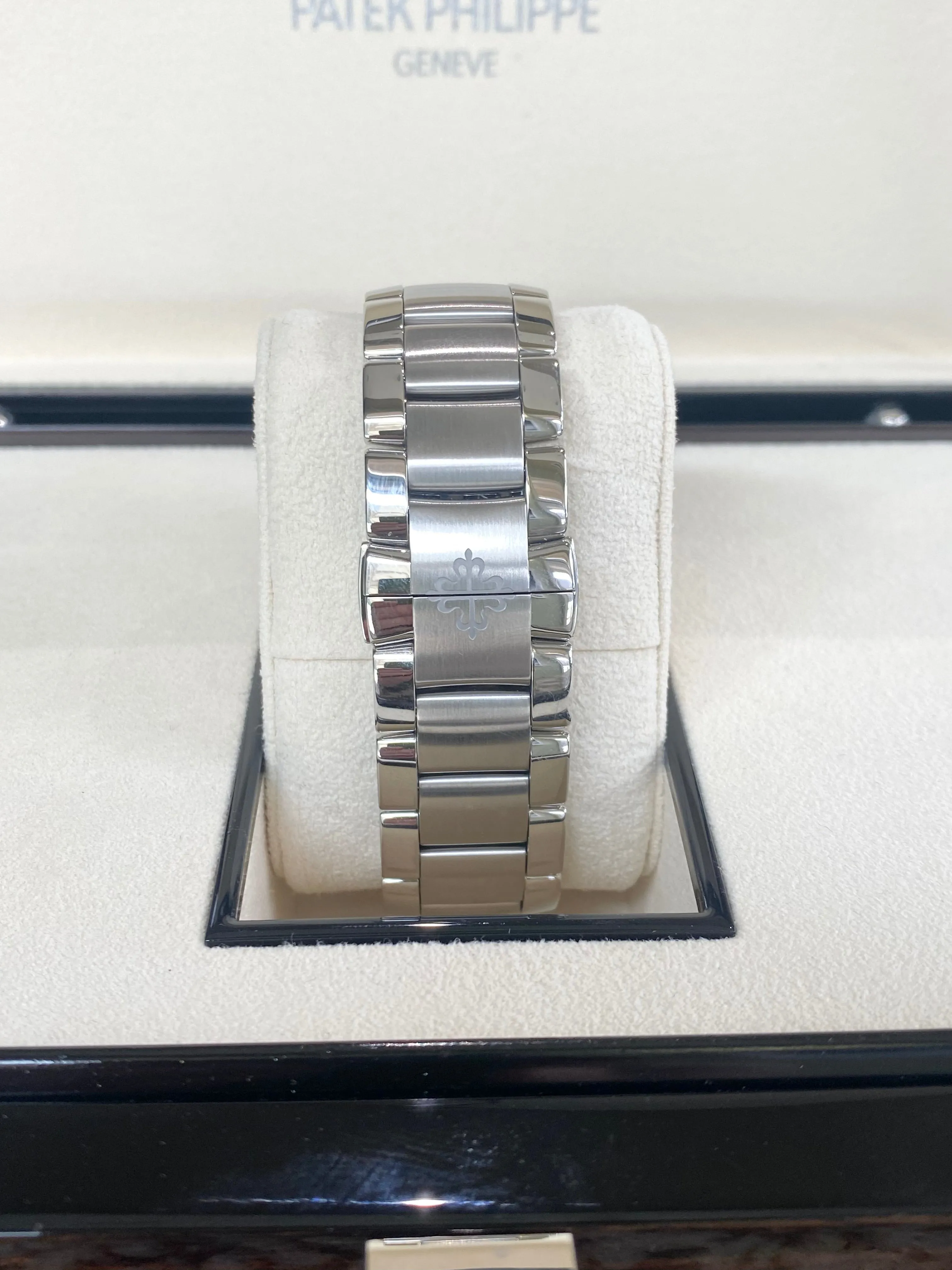 2024 Patek Philippe Aquanaut Self-Winding 5167/1A