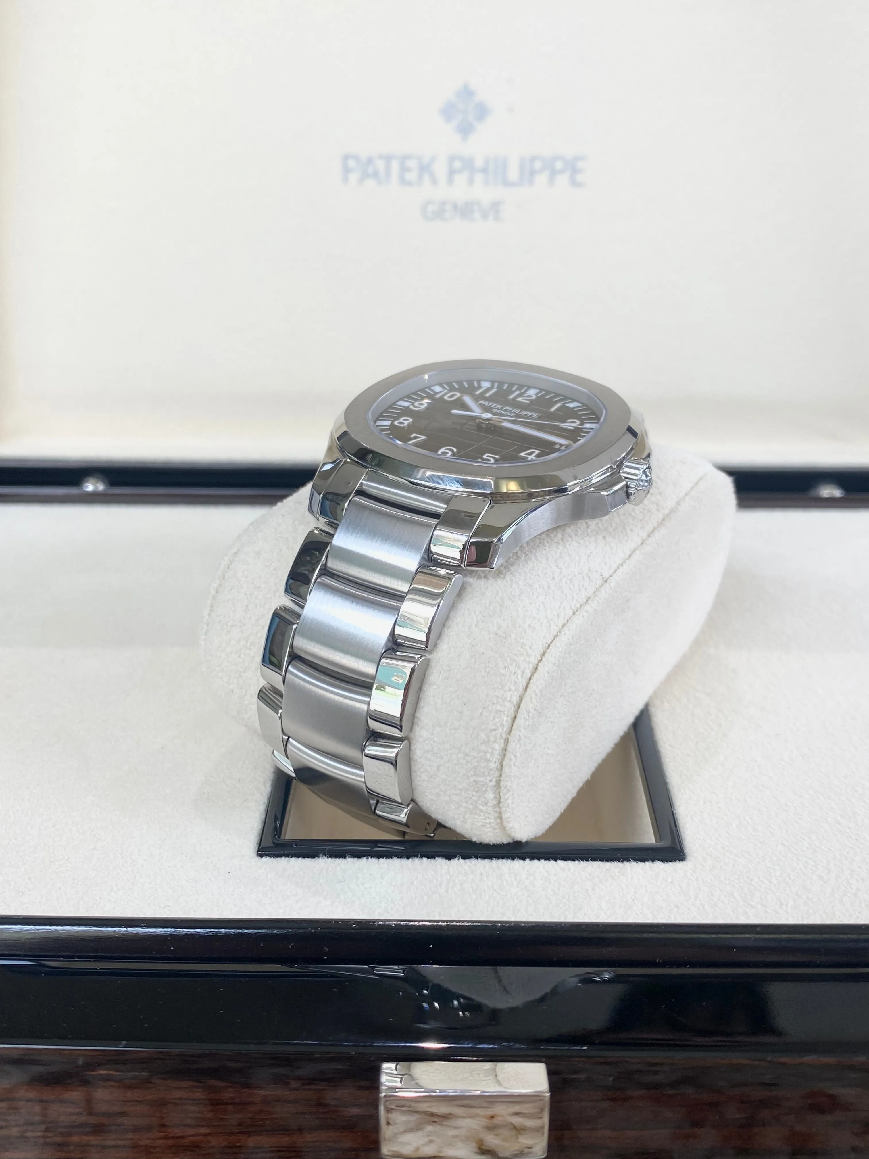 2024 Patek Philippe Aquanaut Self-Winding 5167/1A