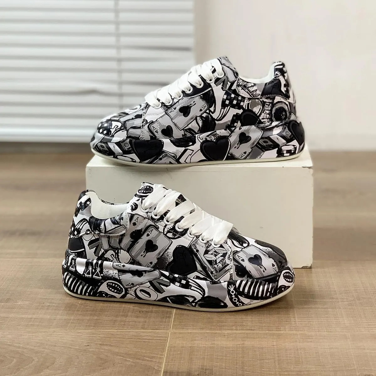 Breathable Low-top Lace-up Graffiti Running Shoes for Men Women - Ideal for Gym, Tennis, Walking, and Fashion