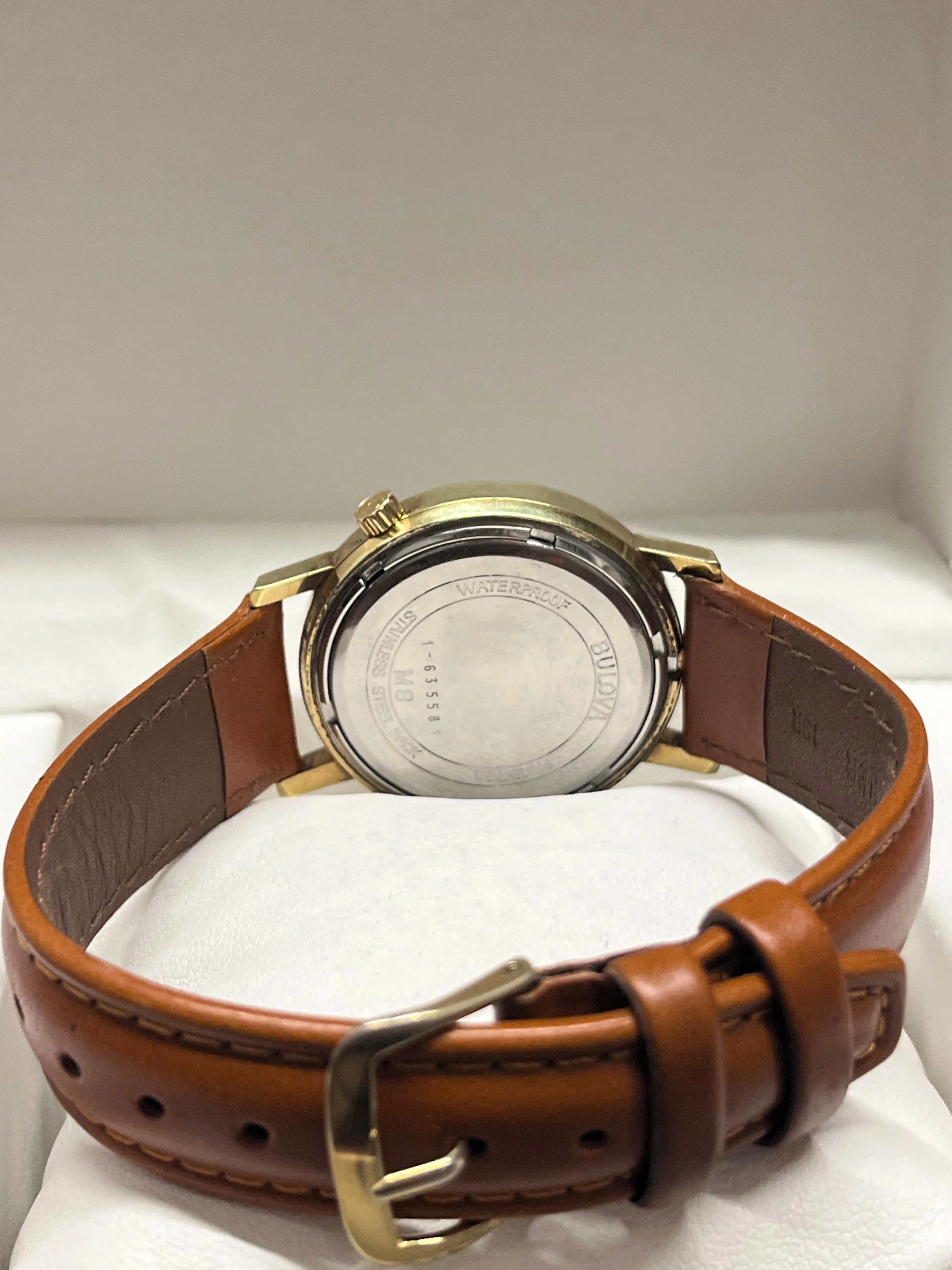 BULOVA One Of A Kind Incredibly Rare Beautiful SS Unisex Watch- $10K APR w/ COA!