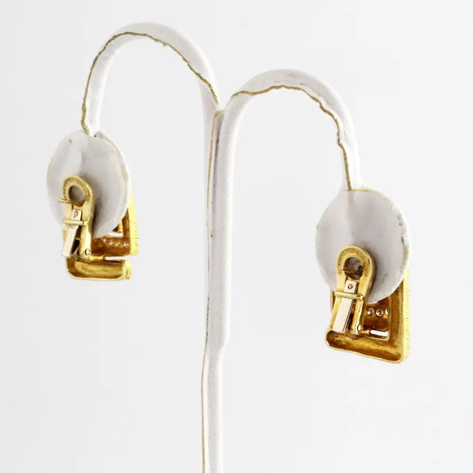 Chiseled Light Meanders Diamond & Gold Earrings