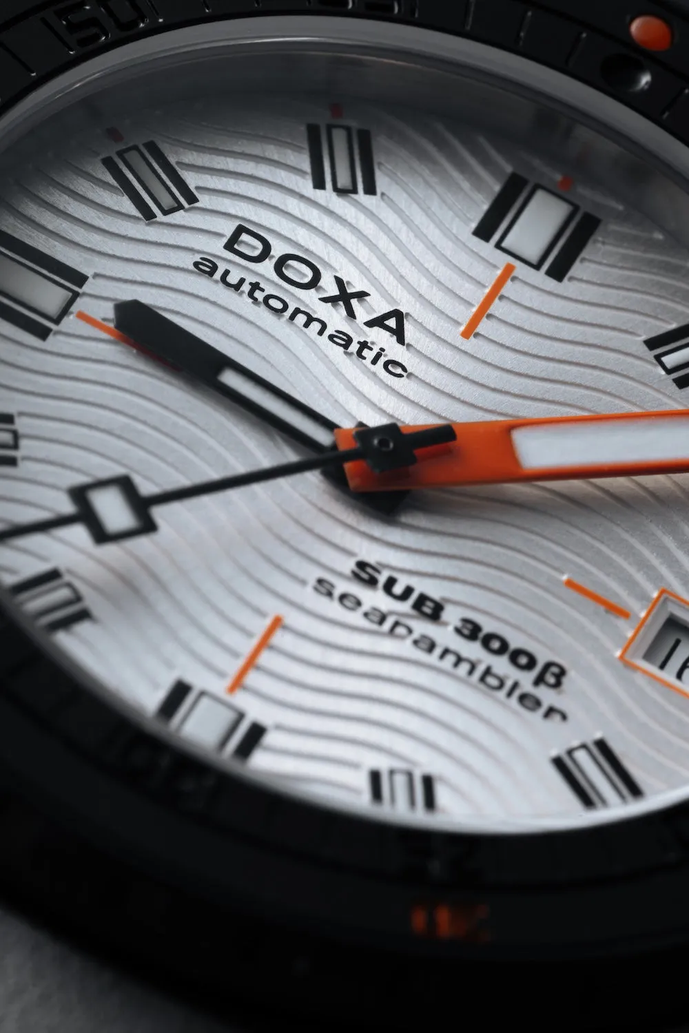Doxa SUB 300 Beta Ceramic Steel Searambler Rubber Black
