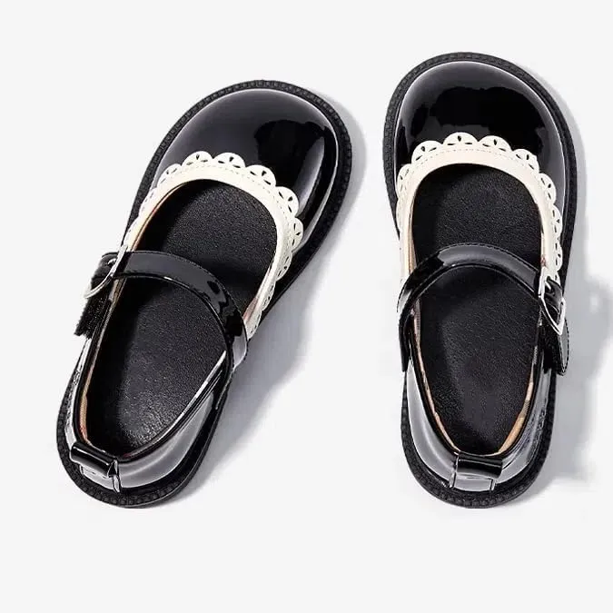 Girls Patent Leather Mary Jane Shoes, Black with Scalloped Trim, Buckle Strap