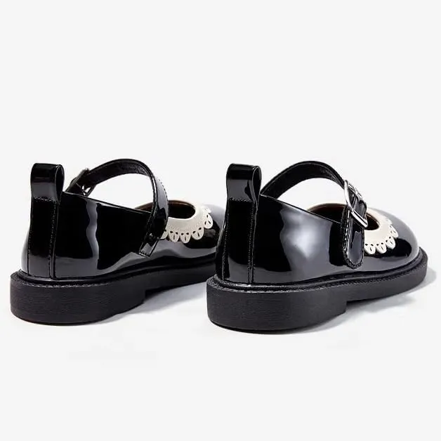 Girls Patent Leather Mary Jane Shoes, Black with Scalloped Trim, Buckle Strap