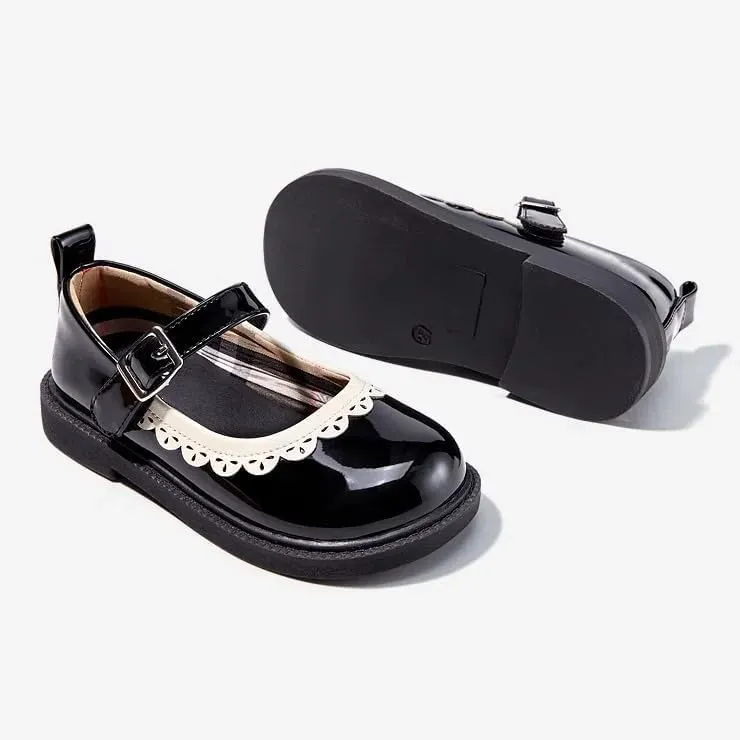 Girls Patent Leather Mary Jane Shoes, Black with Scalloped Trim, Buckle Strap