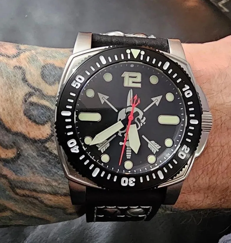 Nous Defions Shumate Dive Watch: Leather & Canvas Straps