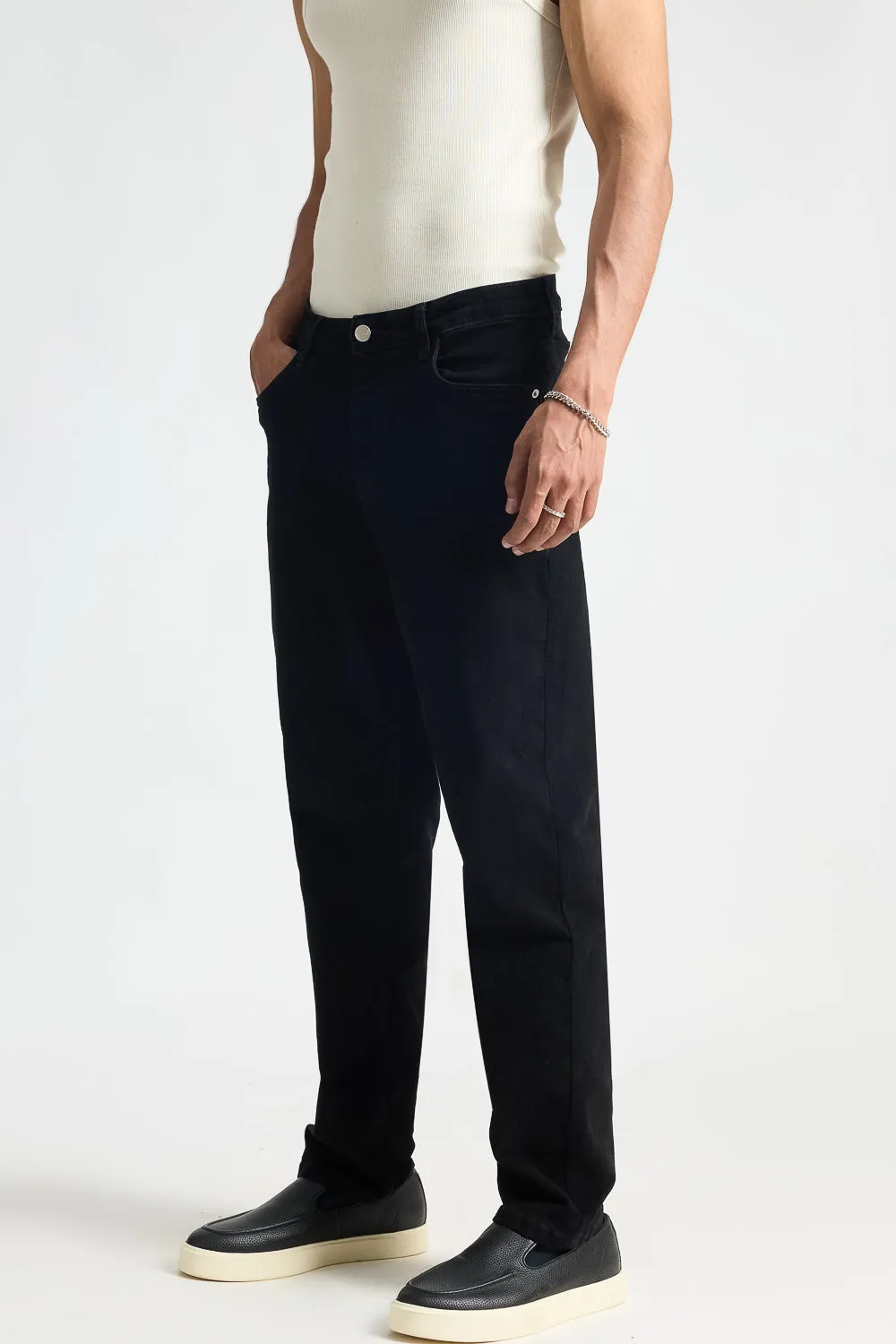 Sleek Black Men's Carrot Fit Jeans