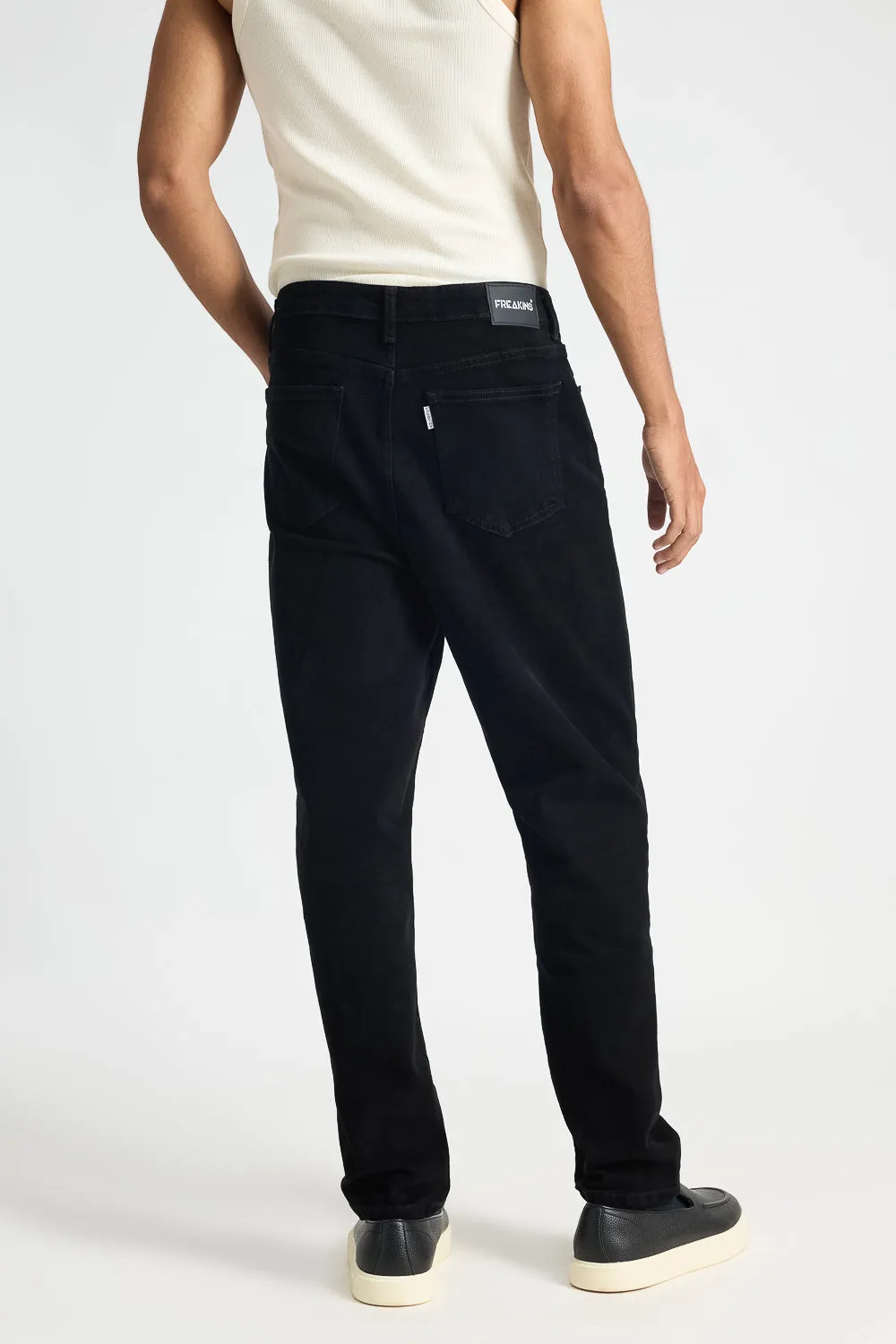 Sleek Black Men's Carrot Fit Jeans