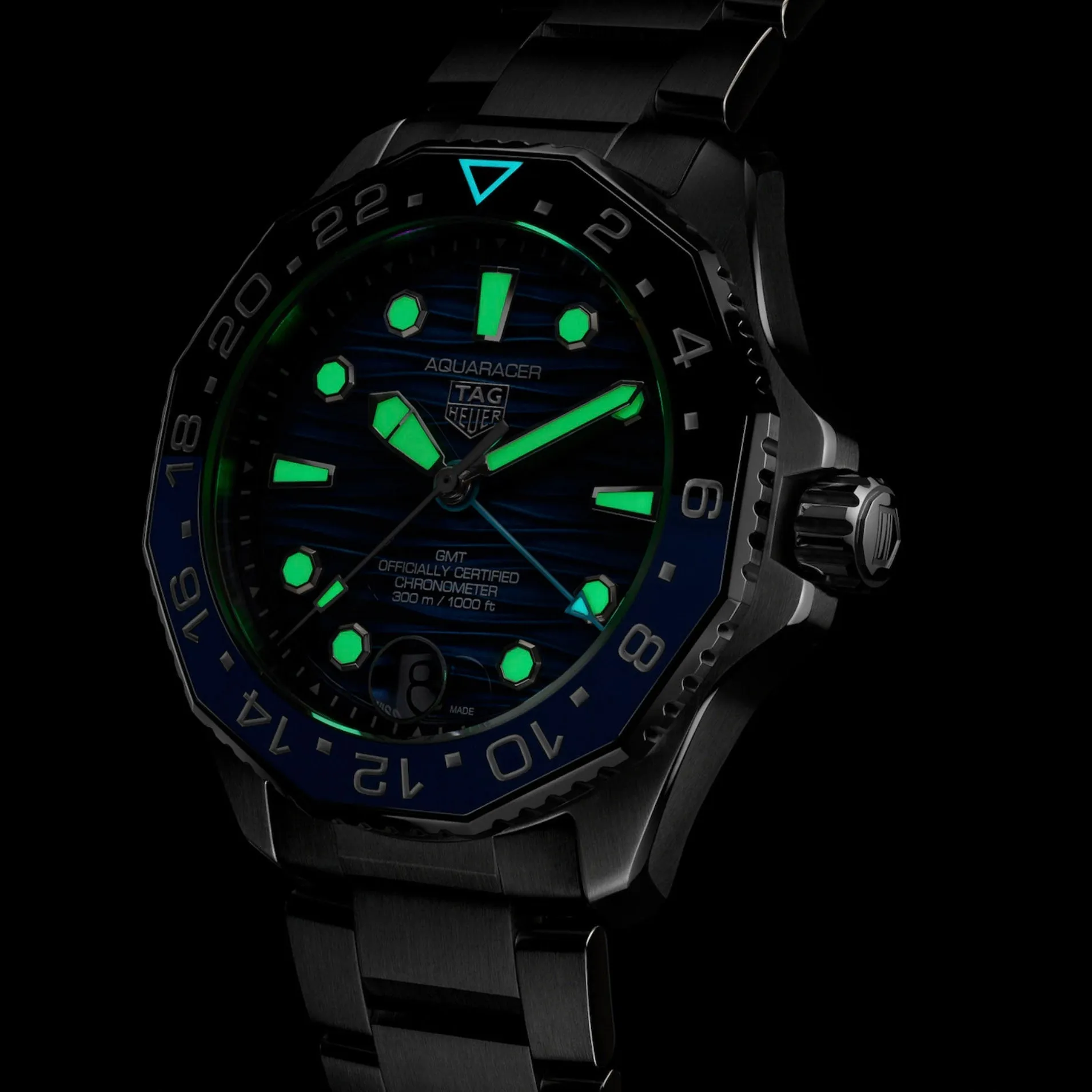 Tag Heuer Aquaracer Professional 300 GMT Men's Blue Watch WBP5114.BA0013