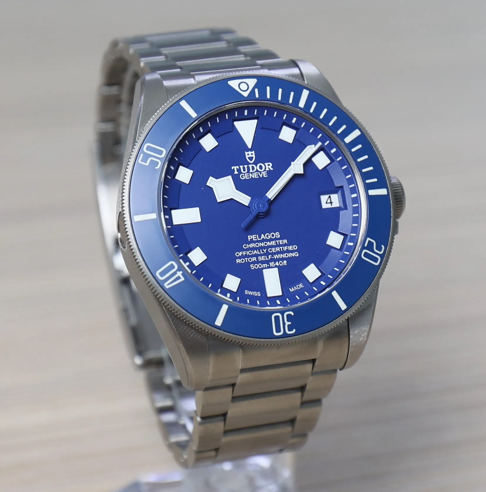 Tudor Pelagos Blue Dial – Titanium – 42mm – 2023 – New – With Extra Rubber Strap – Full Set